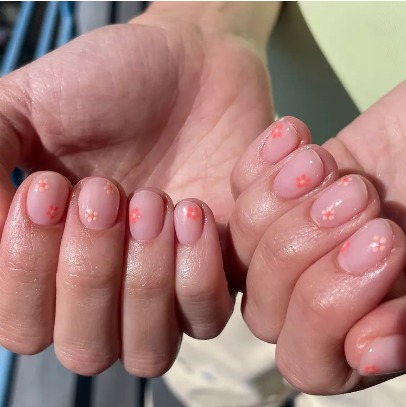 Tiny Floral Nails